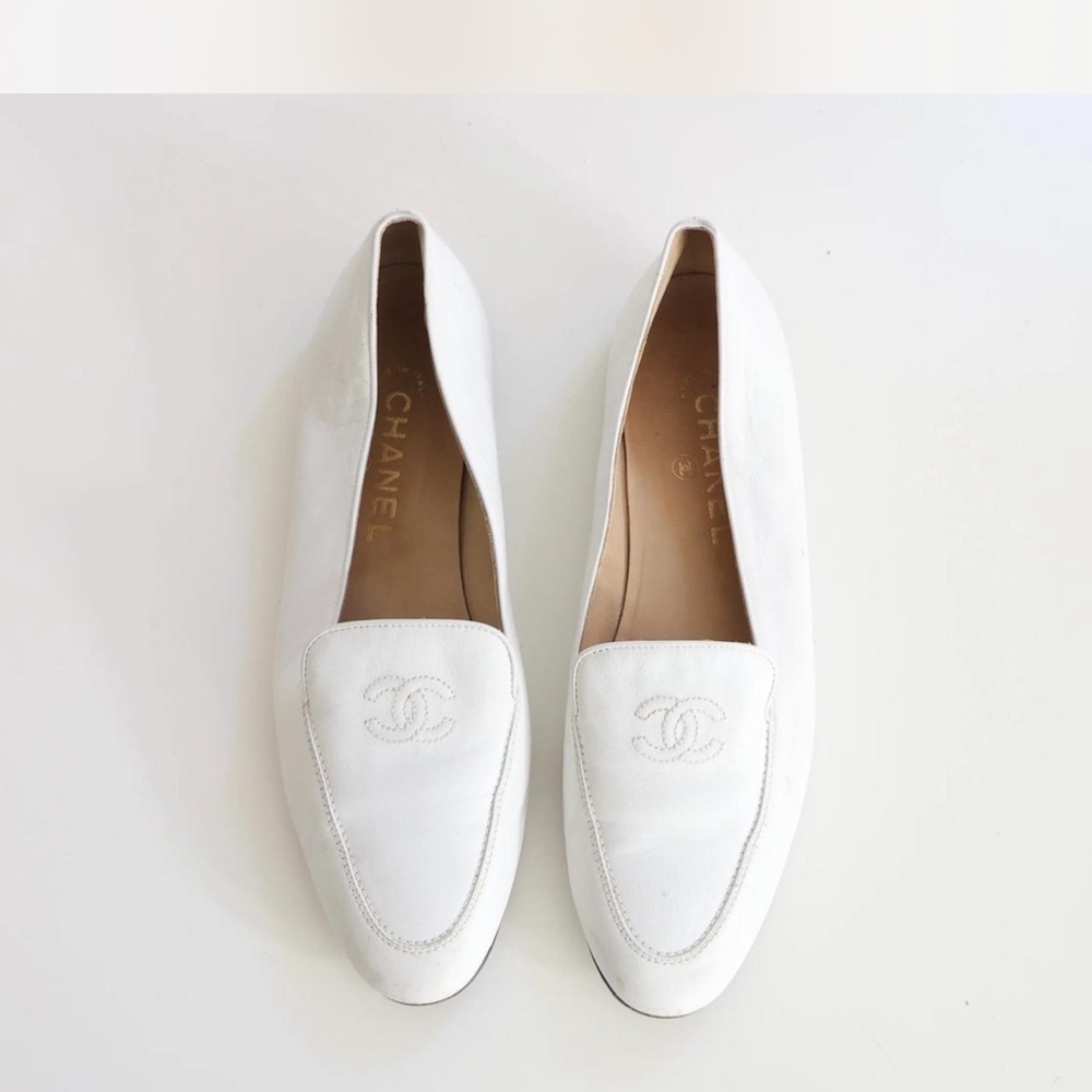 Chanel White Loafers size 40
